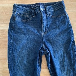 Gap High Rose Jegging